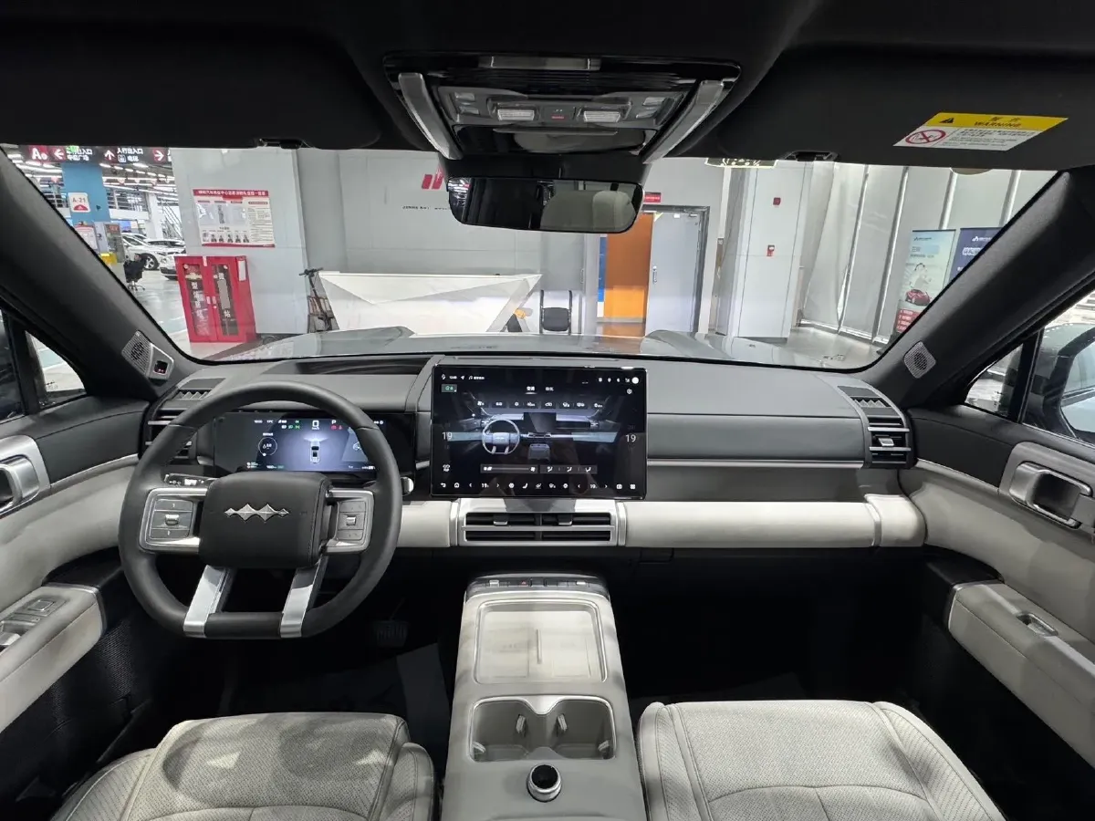 2025 FangChengBao Tai 7 1.5T 156HP L4 E-CVT PHEV,autocango,china used car exporter,china ev exporter,chinese used car exporter,chinese used ev exporter