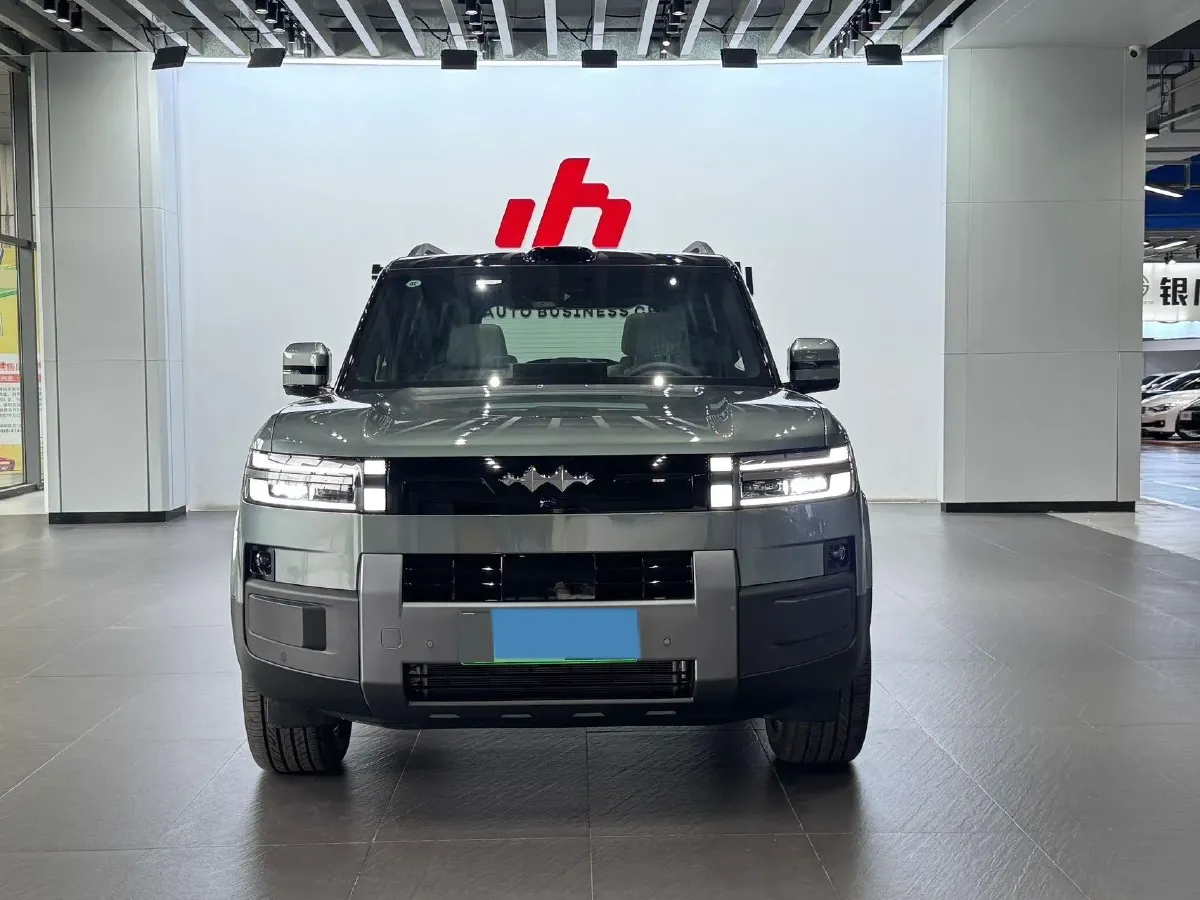 2025 FangChengBao Tai 7 1.5T 156HP L4 E-CVT PHEV,autocango,china used car exporter,china ev exporter,chinese used car exporter,chinese used ev exporter