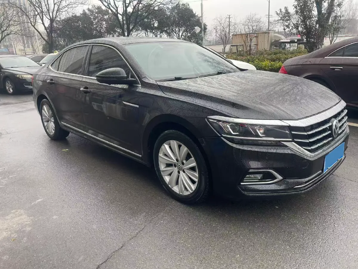 2019 Skoda Kodiak 2.0T 186HP L4 7DCT,autocango,china used car exporter,china ev exporter,chinese used car exporter,chinese used ev exporter