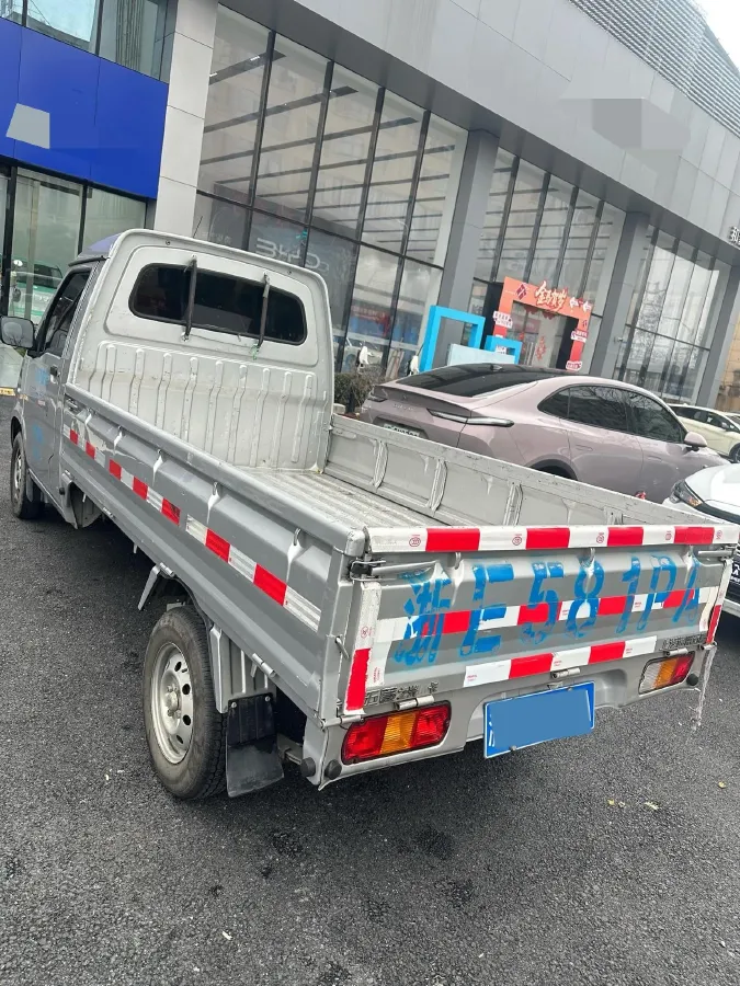 2023 WuLing ZhiGuang Mini Truck 1.5L 102HP L4 5MT,autocango,china used car exporter,china ev exporter,chinese used car exporter,chinese used ev exporter