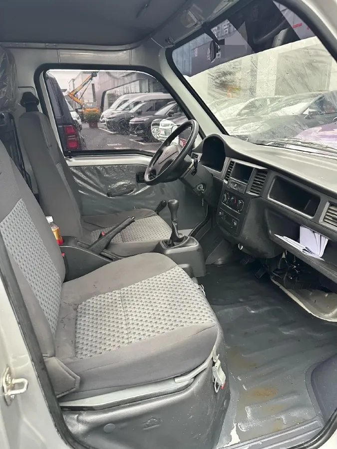 2023 WuLing ZhiGuang Mini Truck 1.5L 102HP L4 5MT,autocango,china used car exporter,china ev exporter,chinese used car exporter,chinese used ev exporter