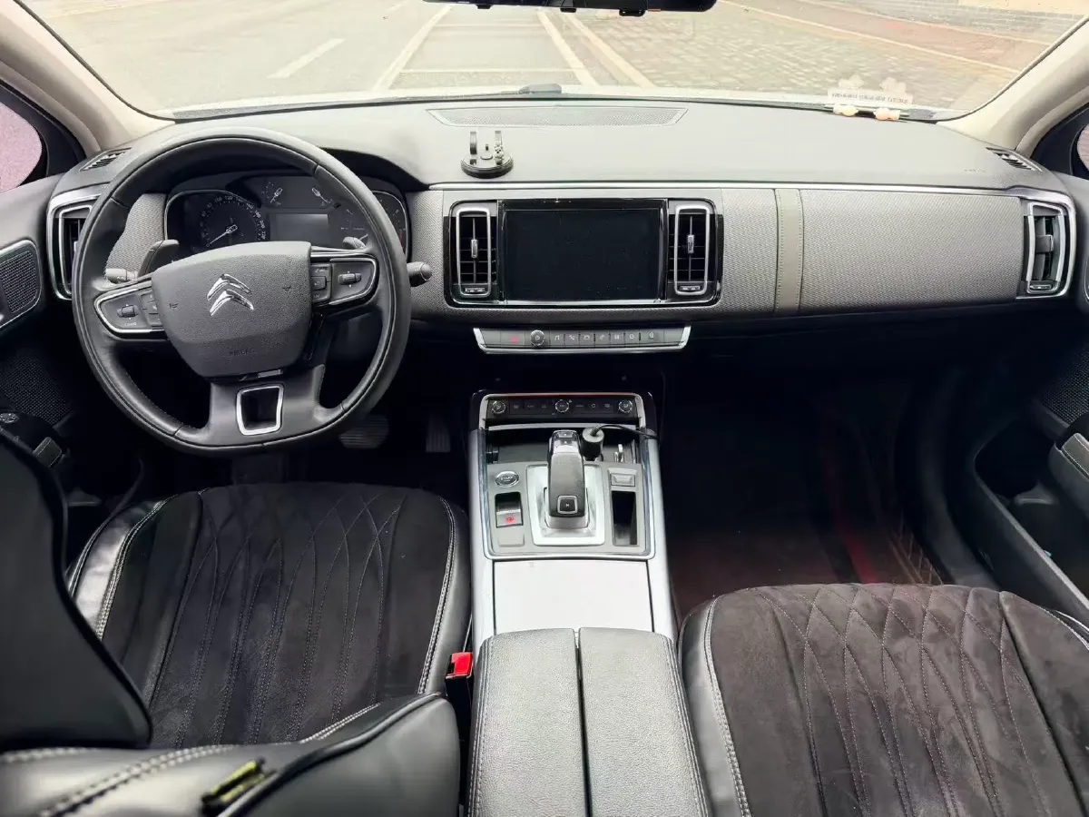 2021 Citroen C6 1.8T 211HP L4 8AT,autocango,china used car exporter,china ev exporter,chinese used car exporter,chinese used ev exporter