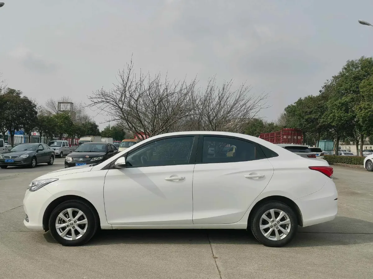 2019 ChangAn Alsvin 1.5L 107HP L4 5DCT,autocango,china used car exporter,china ev exporter,chinese used car exporter,chinese used ev exporter