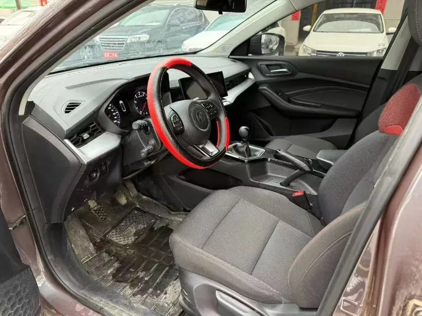 2023 MG 5 1.5L 129HP L4 5MT,autocango,china used car exporter,china ev exporter,chinese used car exporter,chinese used ev exporter