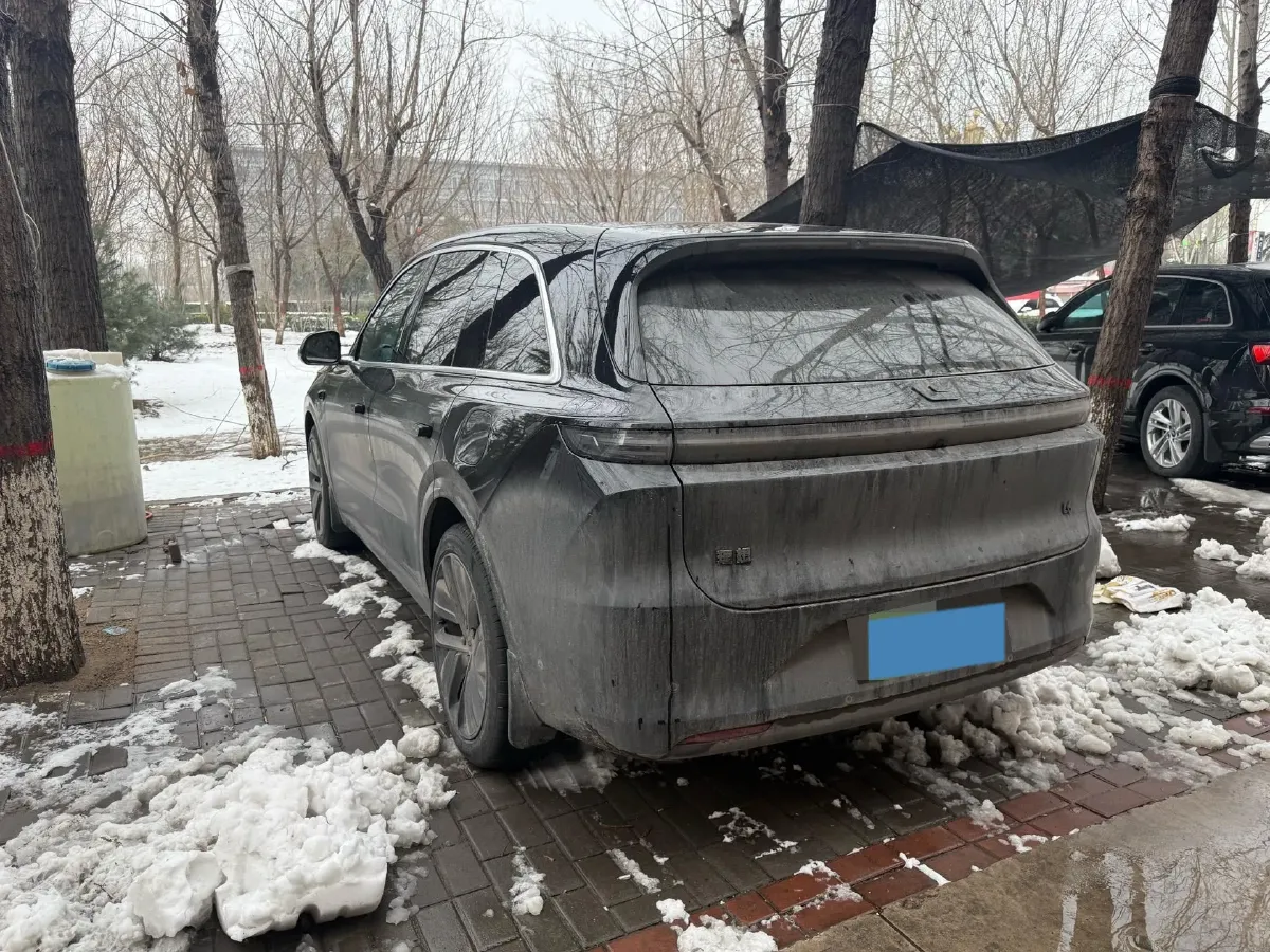 2024 Li L6 Range Extended 154HP L4 REEV 36.8KWH,autocango,china used car exporter,china ev exporter,chinese used car exporter,chinese used ev exporter
