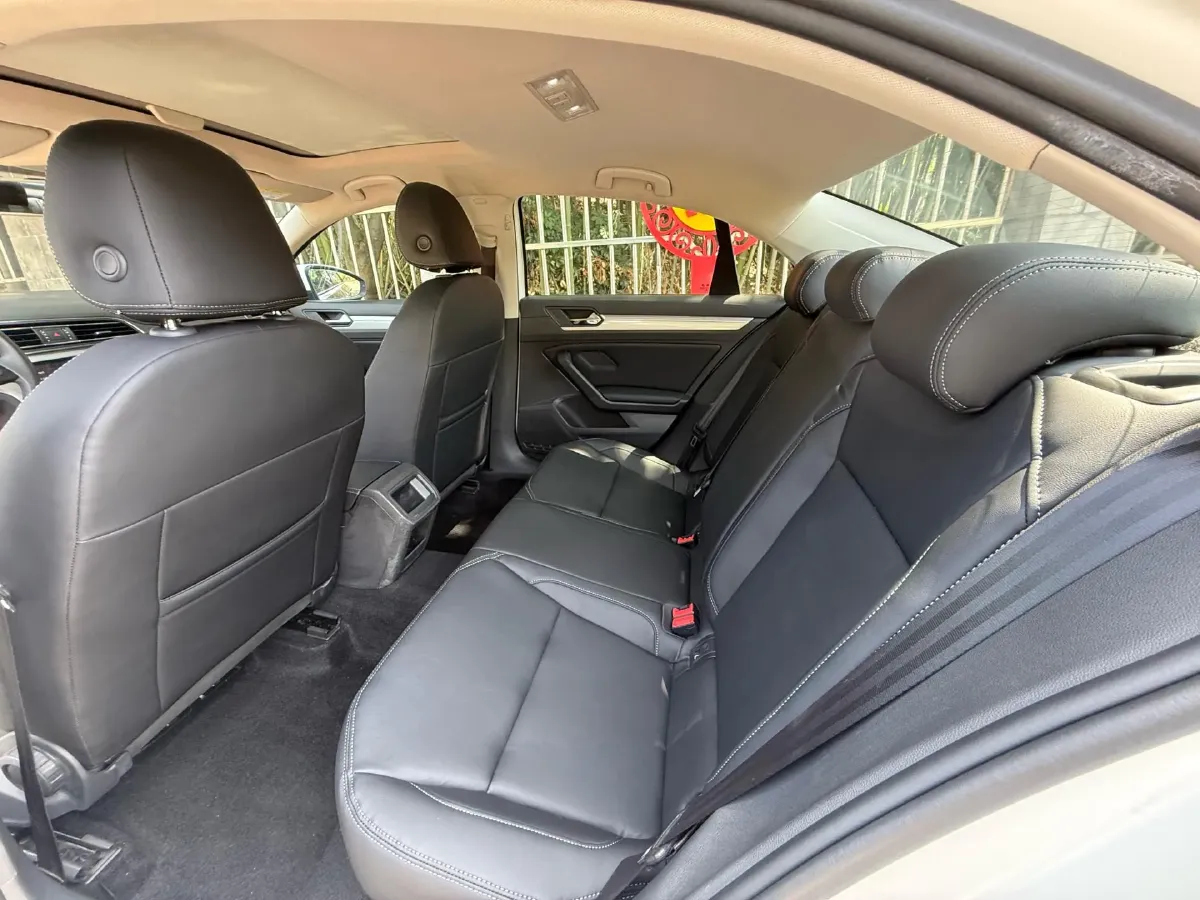 2019 Volkswagen T-Cross 1.4T 150HP L4 7DCT,autocango,china used car exporter,china ev exporter,chinese used car exporter,chinese used ev exporter