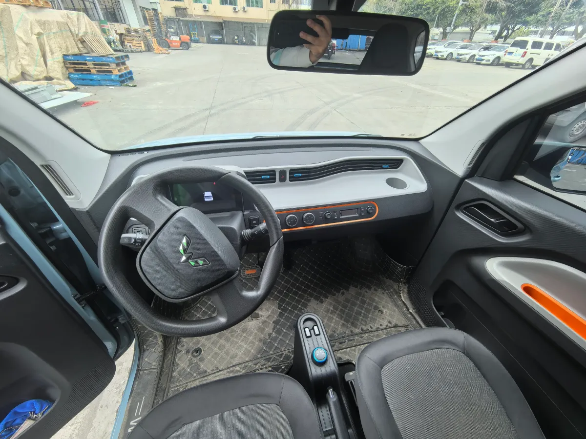 2020 WuLing HongGuang MINI EV BEV 9.3KWH,autocango,china used car exporter,china ev exporter,chinese used car exporter,chinese used ev exporter