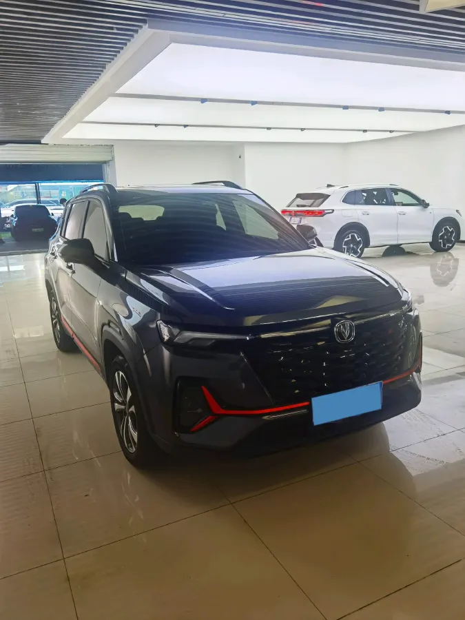 2023 ChangAn CS35 Plus 1.4T 160HP L4 7DCT,autocango,china used car exporter,china ev exporter,chinese used car exporter,chinese used ev exporter