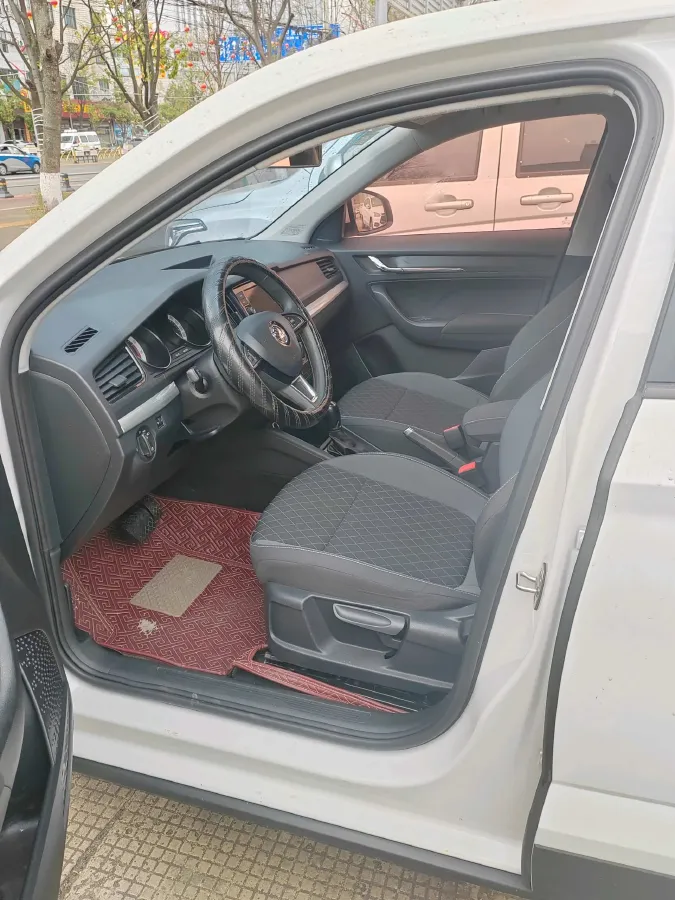 2018 Skoda Rapid Spaceback 1.4T 131HP L4 7DCT,autocango,china used car exporter,china ev exporter,chinese used car exporter,chinese used ev exporter