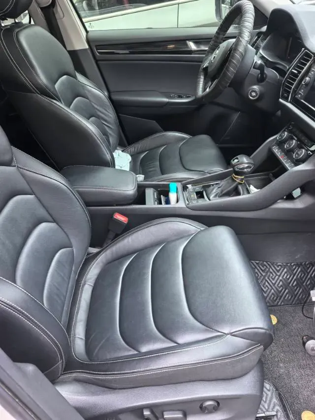 2019 Volkswagen Passat 2.0T 186HP L4 7DCT,autocango,china used car exporter,china ev exporter,chinese used car exporter,chinese used ev exporter