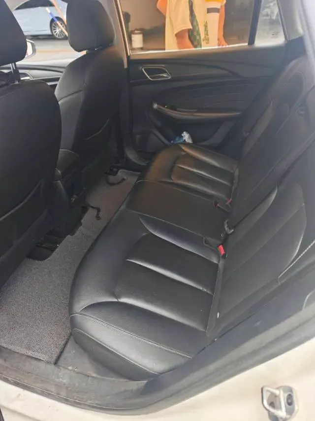 2018 Roewe Ei5 BEV 35KWH,autocango,china used car exporter,china ev exporter,chinese used car exporter,chinese used ev exporter