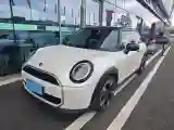 2025 MINI MINI 2.0T 204HP L4 7DCT
