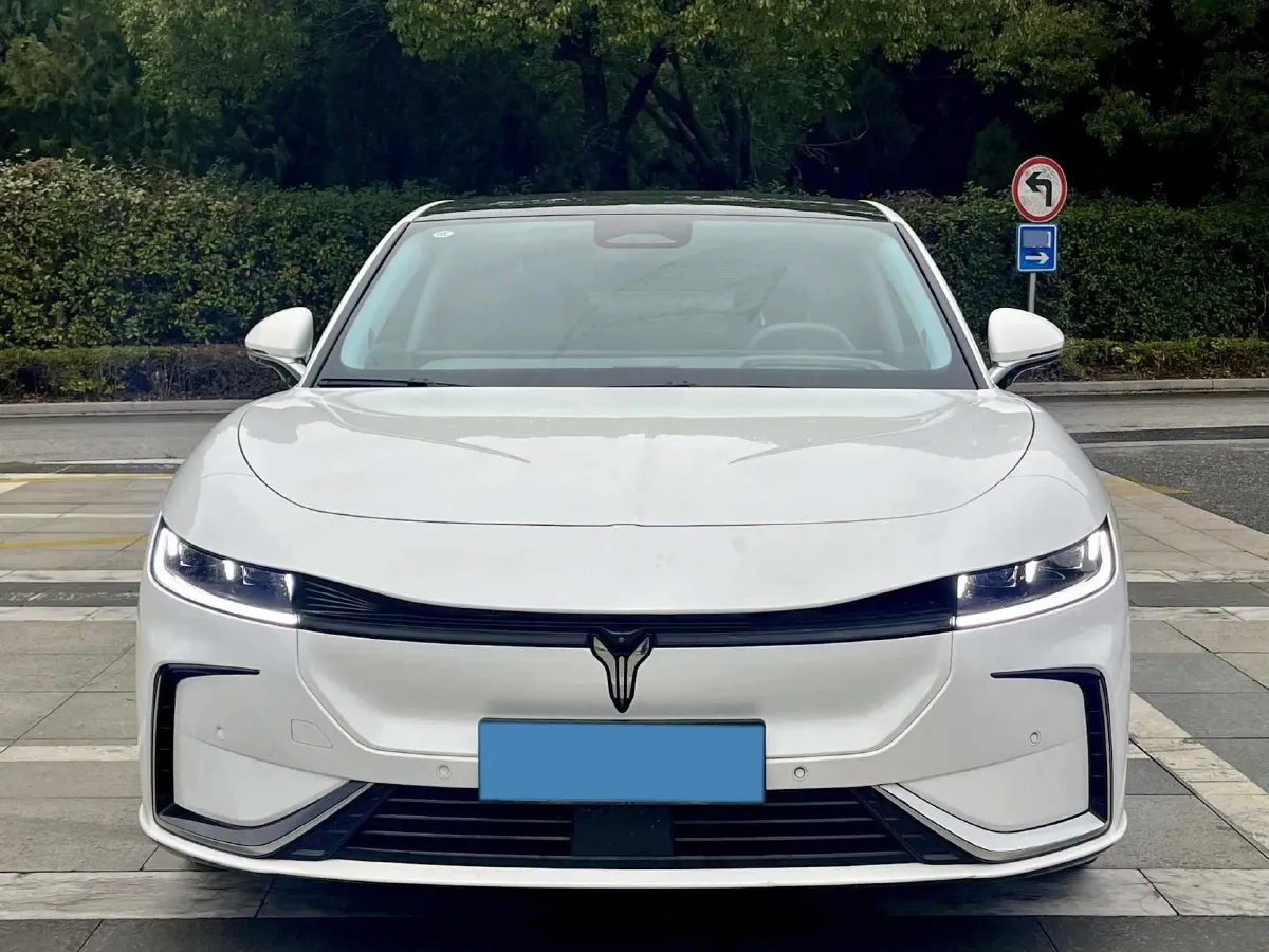 2023 Voyah ZhuiGuang BEV 82.11KWH,autocango,china used car exporter,china ev exporter,chinese used car exporter,chinese used ev exporter