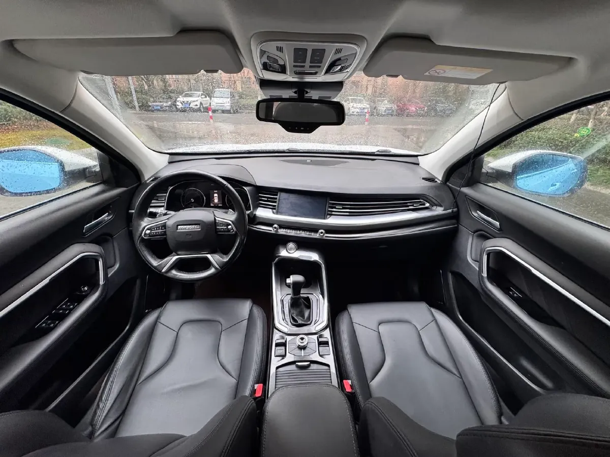 2017 Haval H6 1.5T 169HP L4 7DCT,autocango,china used car exporter,china ev exporter,chinese used car exporter,chinese used ev exporter