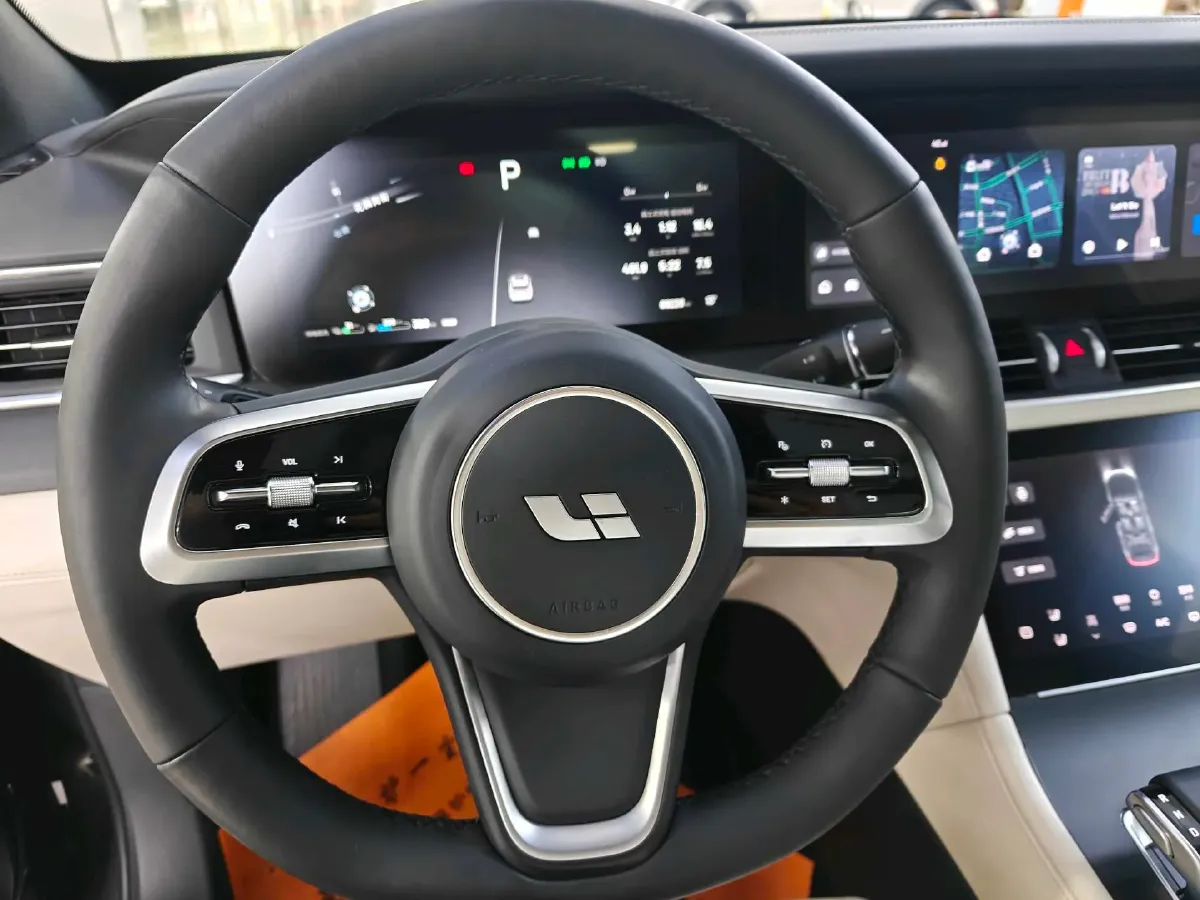 2021 Li ONE Range Extended 131HP REEV 40.5KWH,autocango,china used car exporter,china ev exporter,chinese used car exporter,chinese used ev exporter