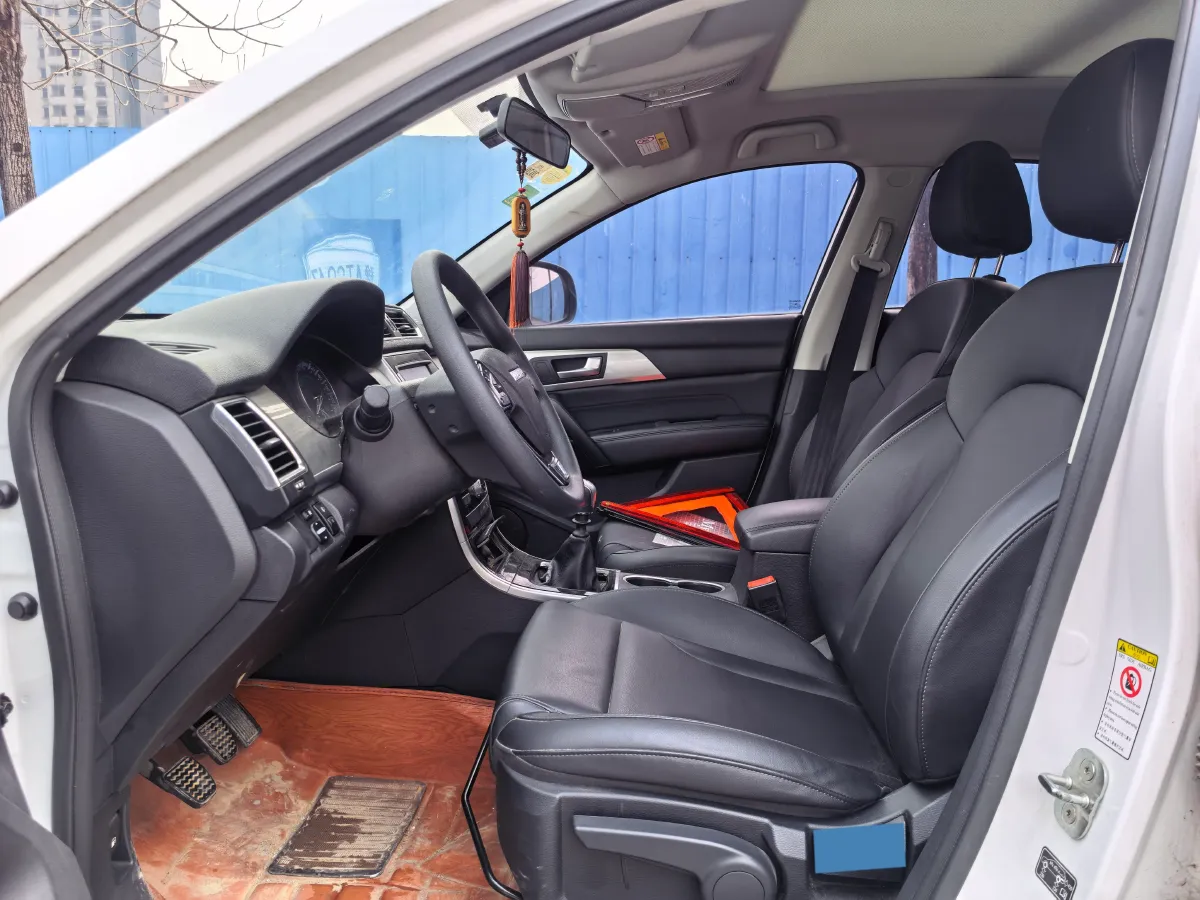 2018 Haval H2s 1.5T 150HP L4 6MT,autocango,china used car exporter,china ev exporter,chinese used car exporter,chinese used ev exporter