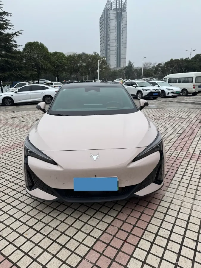 2024 ARCFOX αT5 BEV 79.2KWH,autocango,china used car exporter,china ev exporter,chinese used car exporter,chinese used ev exporter