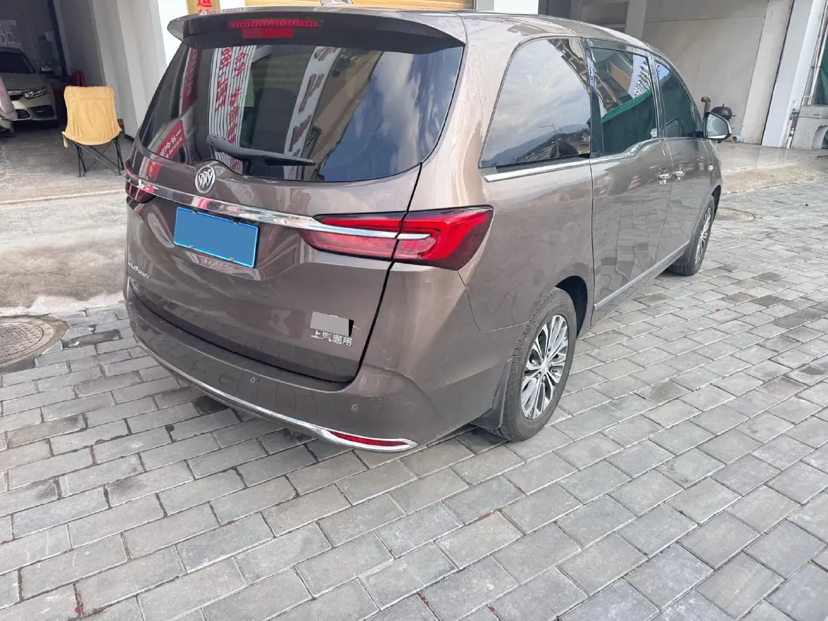 2021 Buick GL8 2.0T 237HP L4 9AT,autocango,china used car exporter,china ev exporter,chinese used car exporter,chinese used ev exporter