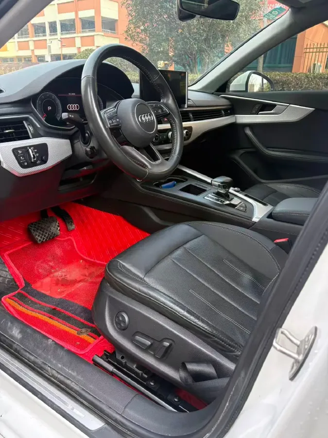 2020 Audi A4L 2.0T 190HP L4 7DCT,autocango,china used car exporter,china ev exporter,chinese used car exporter,chinese used ev exporter