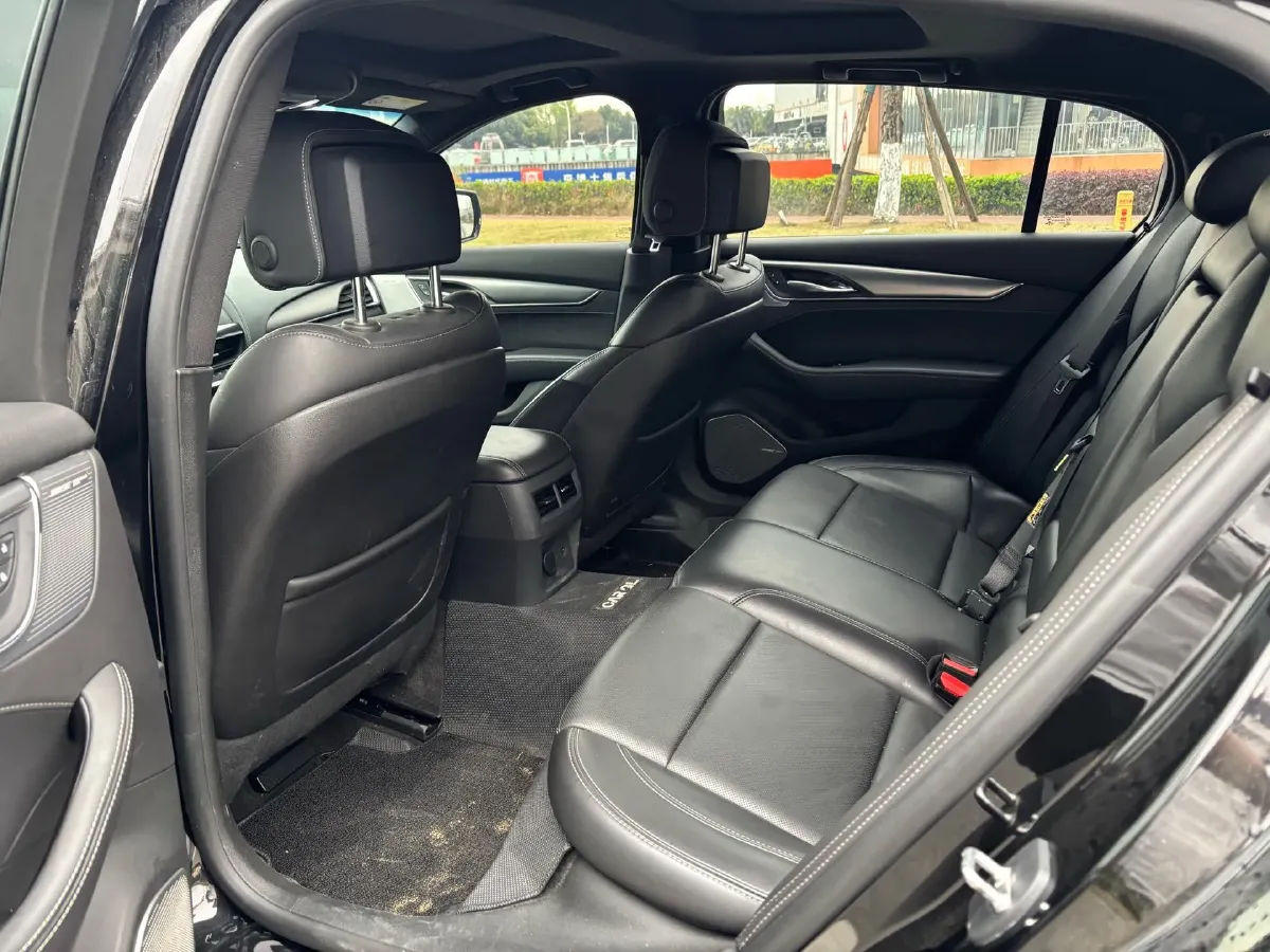 2021 Cadillac CT5 2.0T 237HP L4 10AT,autocango,china used car exporter,china ev exporter,chinese used car exporter,chinese used ev exporter