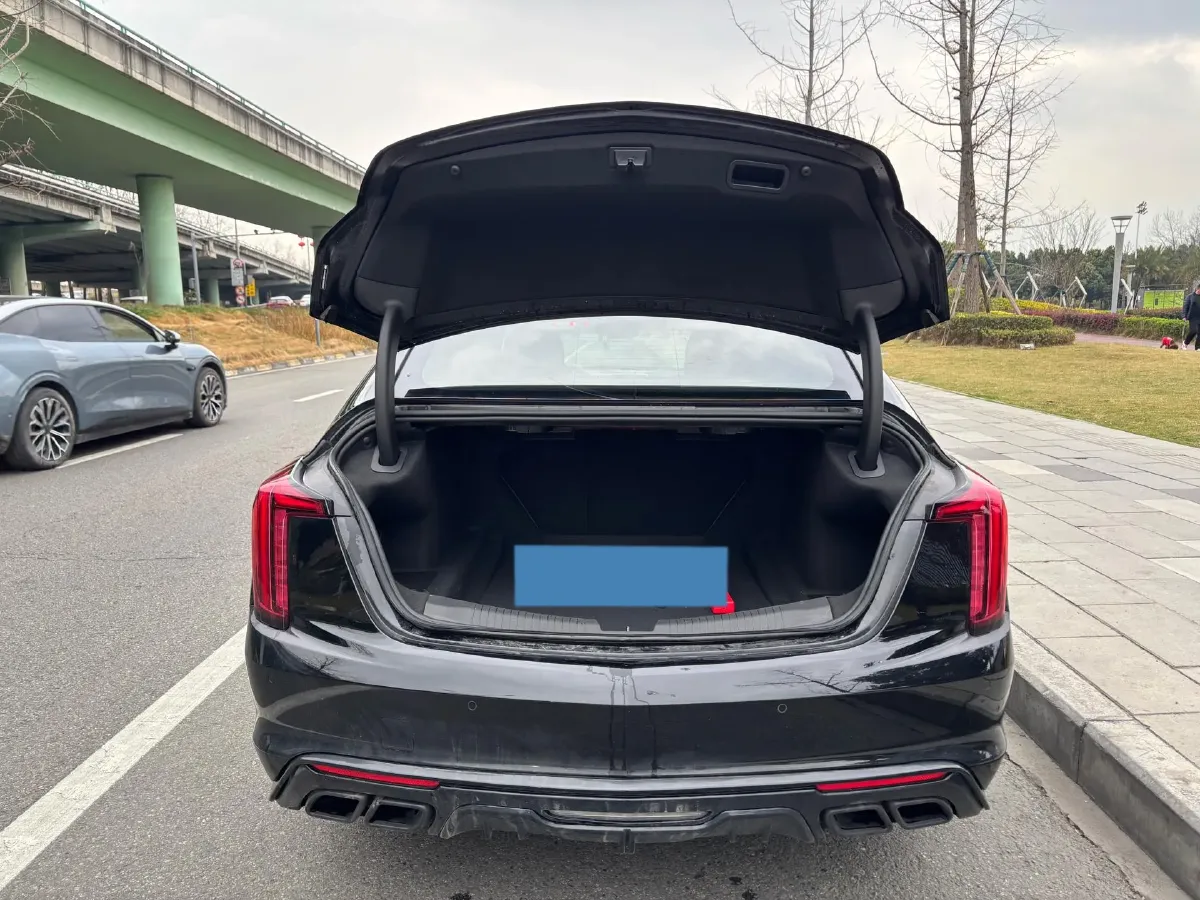 2021 Cadillac CT5 2.0T 237HP L4 10AT,autocango,china used car exporter,china ev exporter,chinese used car exporter,chinese used ev exporter