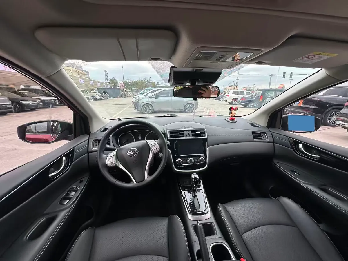 2023 Nissan Tiida 1.6L 122HP L4 CVT,autocango,china used car exporter,china ev exporter,chinese used car exporter,chinese used ev exporter