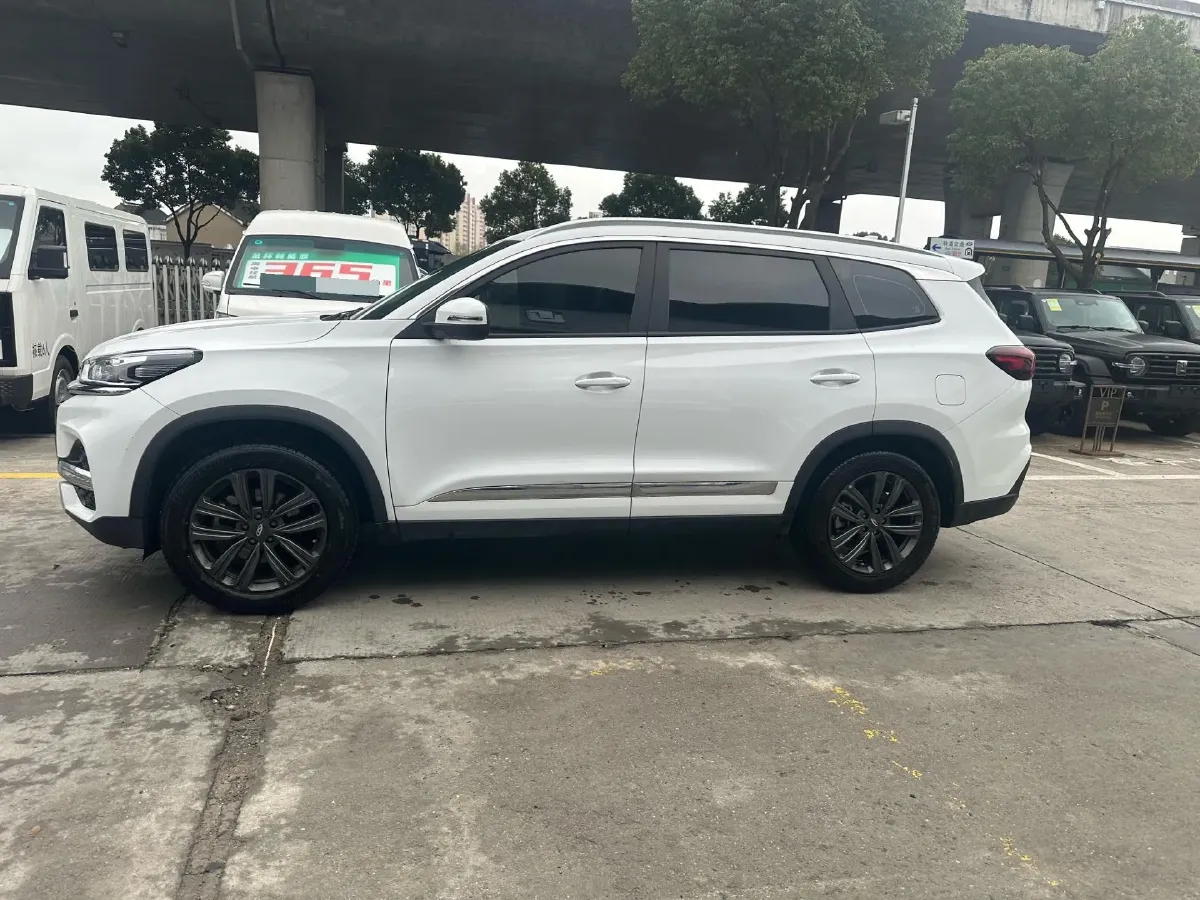 2021 Chery Tiggo 8 1.5T 156HP L4 6MT,autocango,china used car exporter,china ev exporter,chinese used car exporter,chinese used ev exporter