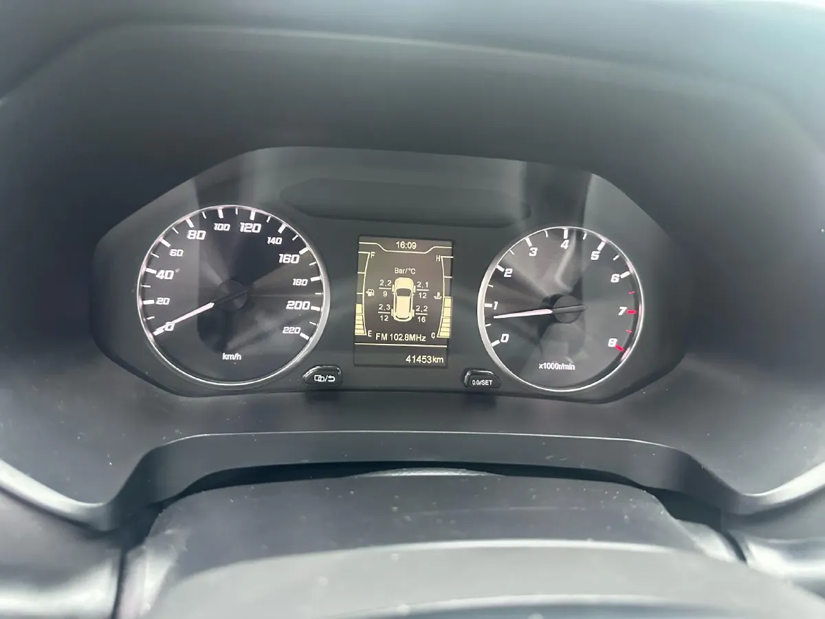 2021 Chery Tiggo 8 1.5T 156HP L4 6MT,autocango,china used car exporter,china ev exporter,chinese used car exporter,chinese used ev exporter