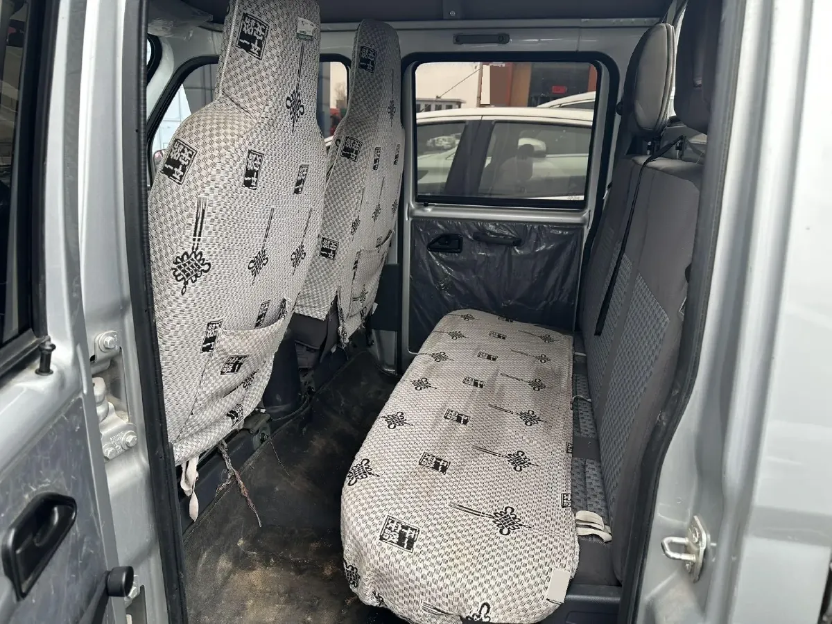 2020 WuLing ZhiGuang Mini Truck 1.2L 76HP L4 5MT,autocango,china used car exporter,china ev exporter,chinese used car exporter,chinese used ev exporter