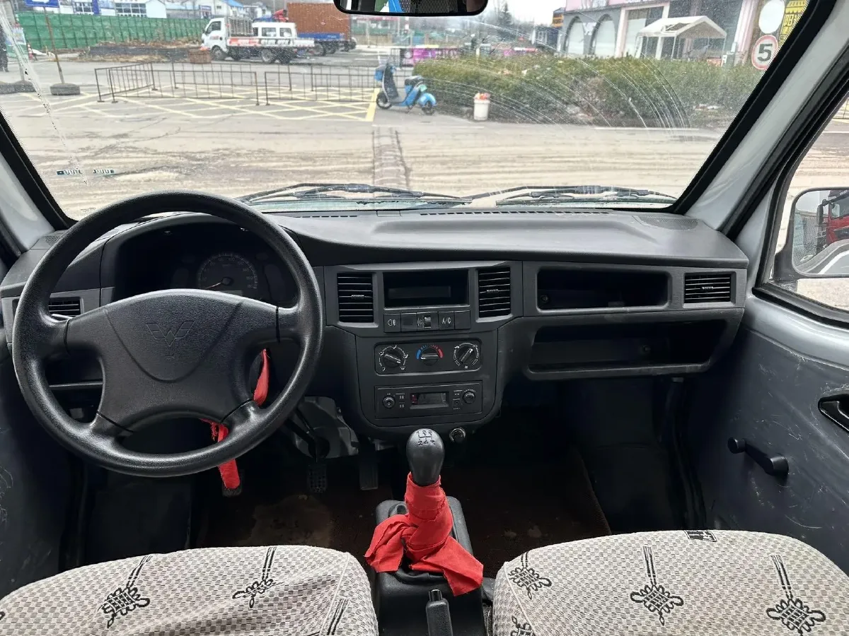 2020 WuLing ZhiGuang Mini Truck 1.2L 76HP L4 5MT,autocango,china used car exporter,china ev exporter,chinese used car exporter,chinese used ev exporter