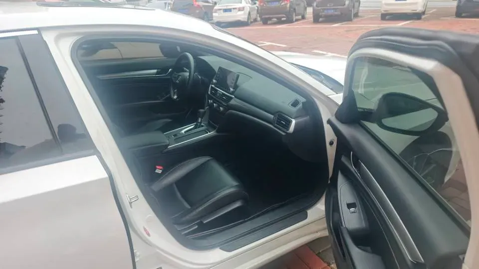 2022 Honda Inspire 1.5T 194HP L4 CVT,autocango,china used car exporter,china ev exporter,chinese used car exporter,chinese used ev exporter