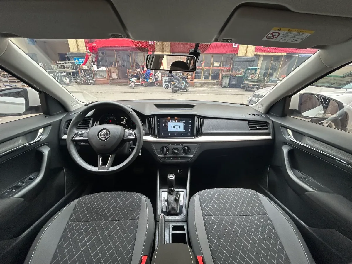 2024 Skoda Kamiq 1.5L 109HP L4 6AT,autocango,china used car exporter,china ev exporter,chinese used car exporter,chinese used ev exporter