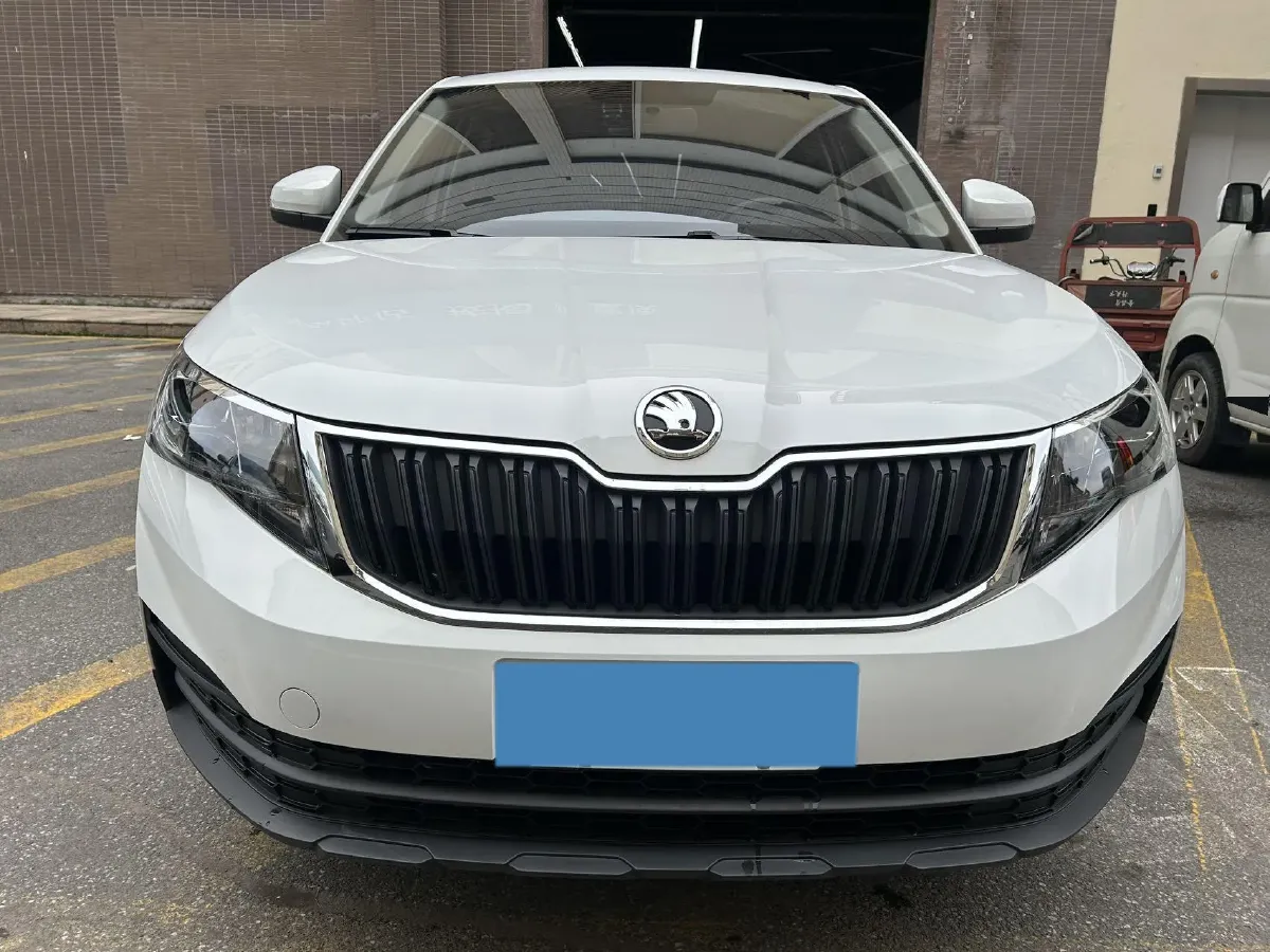 2024 Skoda Kamiq 1.5L 109HP L4 6AT,autocango,china used car exporter,china ev exporter,chinese used car exporter,chinese used ev exporter