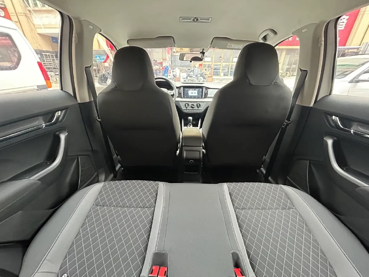 2024 Skoda Kamiq 1.5L 109HP L4 6AT,autocango,china used car exporter,china ev exporter,chinese used car exporter,chinese used ev exporter