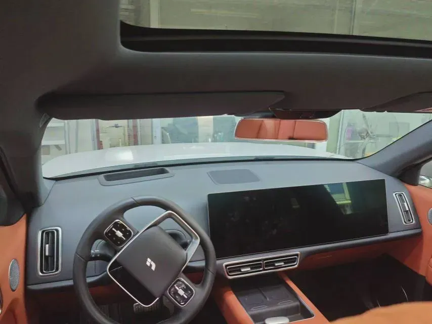 2024 Li L6 Range Extended 154HP L4 REEV 36.8KWH,autocango,china used car exporter,china ev exporter,chinese used car exporter,chinese used ev exporter