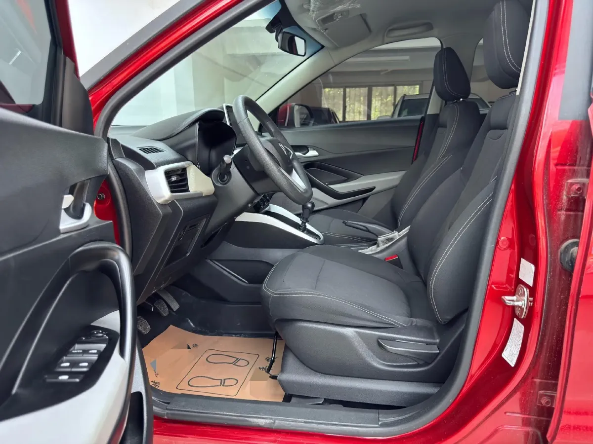 2017 BaoJun 510 1.5L 112HP L4 6MT,autocango,china used car exporter,china ev exporter,chinese used car exporter,chinese used ev exporter