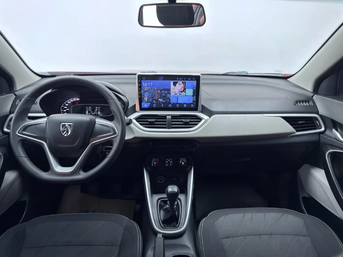 2017 BaoJun 510 1.5L 112HP L4 6MT,autocango,china used car exporter,china ev exporter,chinese used car exporter,chinese used ev exporter