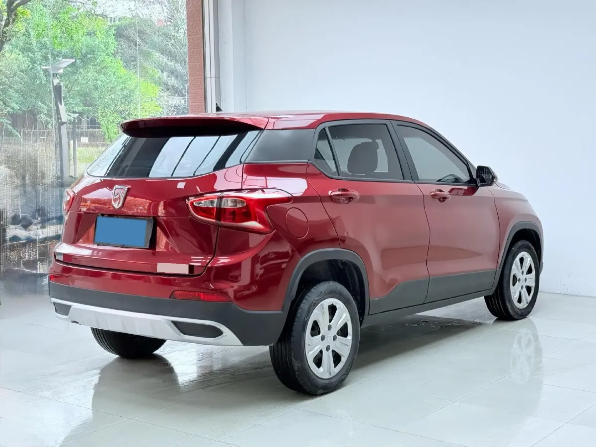 2017 BaoJun 510 1.5L 112HP L4 6MT,autocango,china used car exporter,china ev exporter,chinese used car exporter,chinese used ev exporter