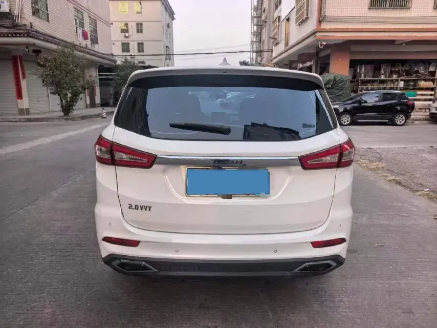2017 LiFan XuanLang 2.0L 141HP L4 5MT,autocango,china used car exporter,china ev exporter,chinese used car exporter,chinese used ev exporter