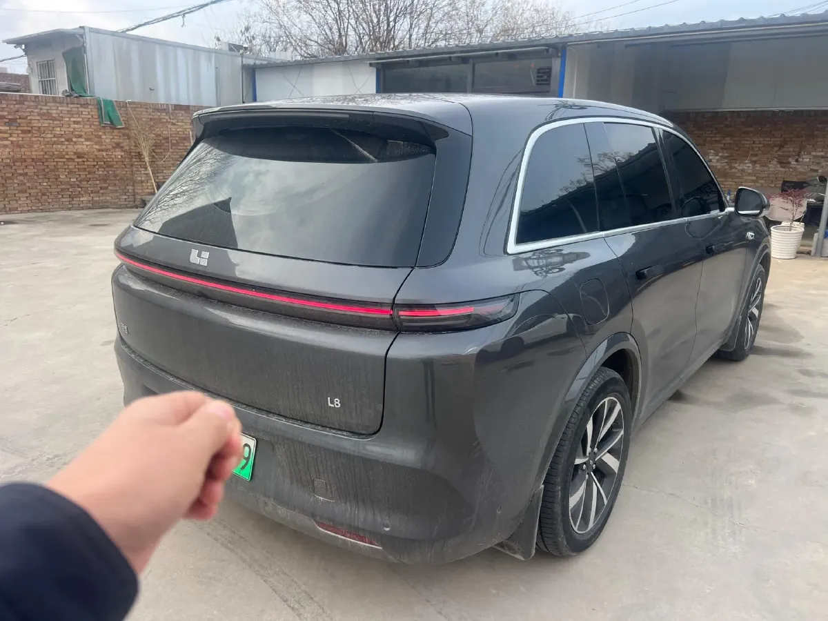 2023 Li L8 Range Extended 154HP REEV 40.9KWH,autocango,china used car exporter,china ev exporter,chinese used car exporter,chinese used ev exporter