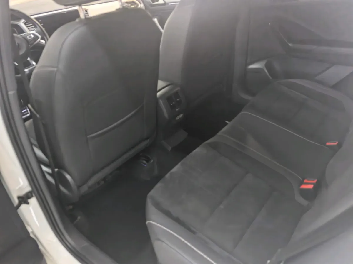 2022 Volkswagen T-Roc 1.4T 150HP L4 7DCT,autocango,china used car exporter,china ev exporter,chinese used car exporter,chinese used ev exporter