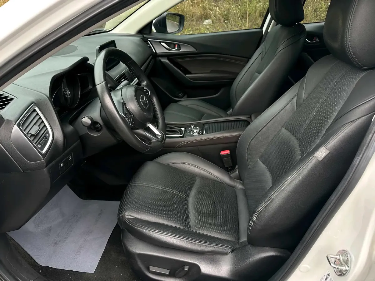 2017 Mazda 3 Axela 2.0L 158HP L4 6AT,autocango,china used car exporter,china ev exporter,chinese used car exporter,chinese used ev exporter