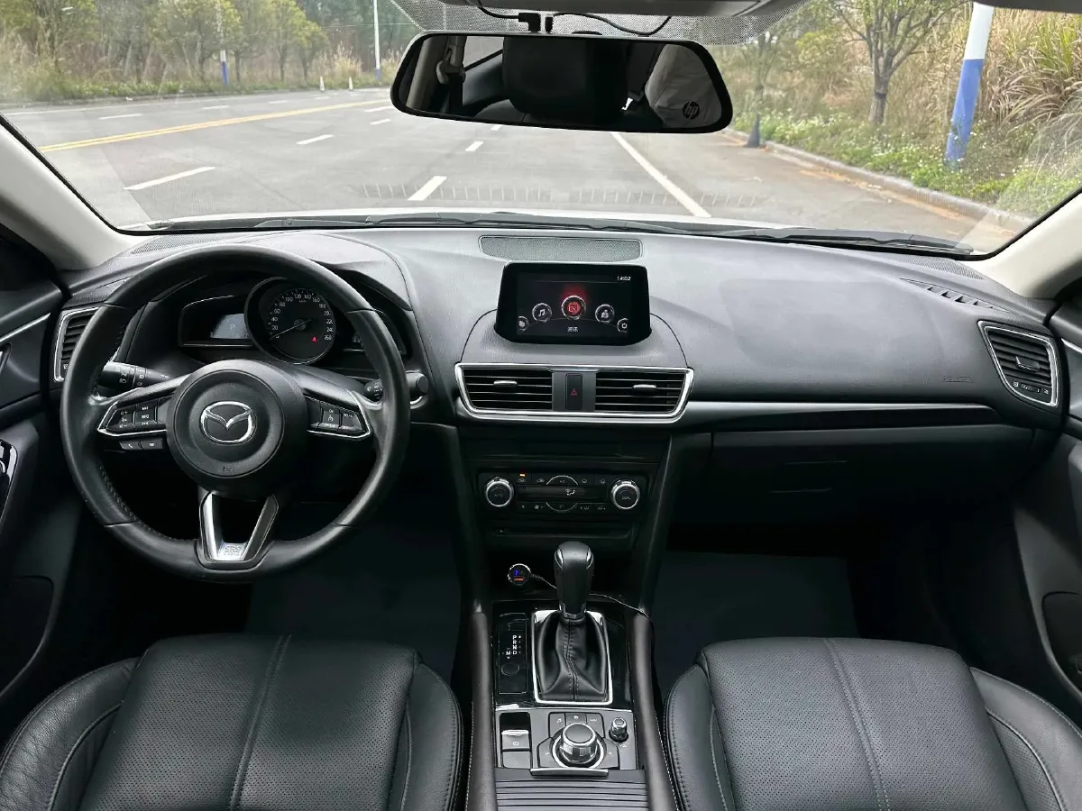 2017 Mazda 3 Axela 2.0L 158HP L4 6AT,autocango,china used car exporter,china ev exporter,chinese used car exporter,chinese used ev exporter