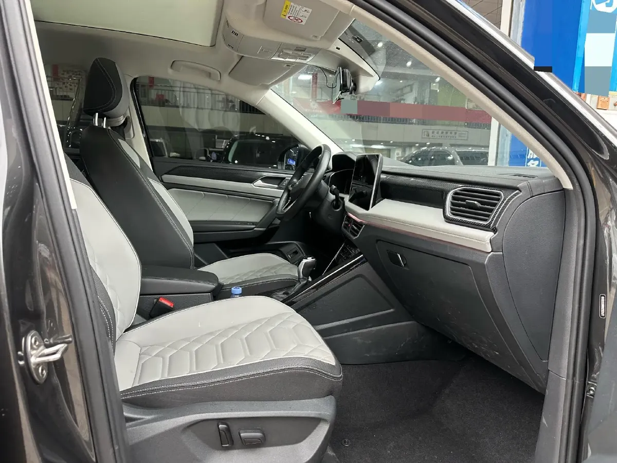 2023 Volkswagen Tayron 2.0T 186HP L4 7DCT,autocango,china used car exporter,china ev exporter,chinese used car exporter,chinese used ev exporter