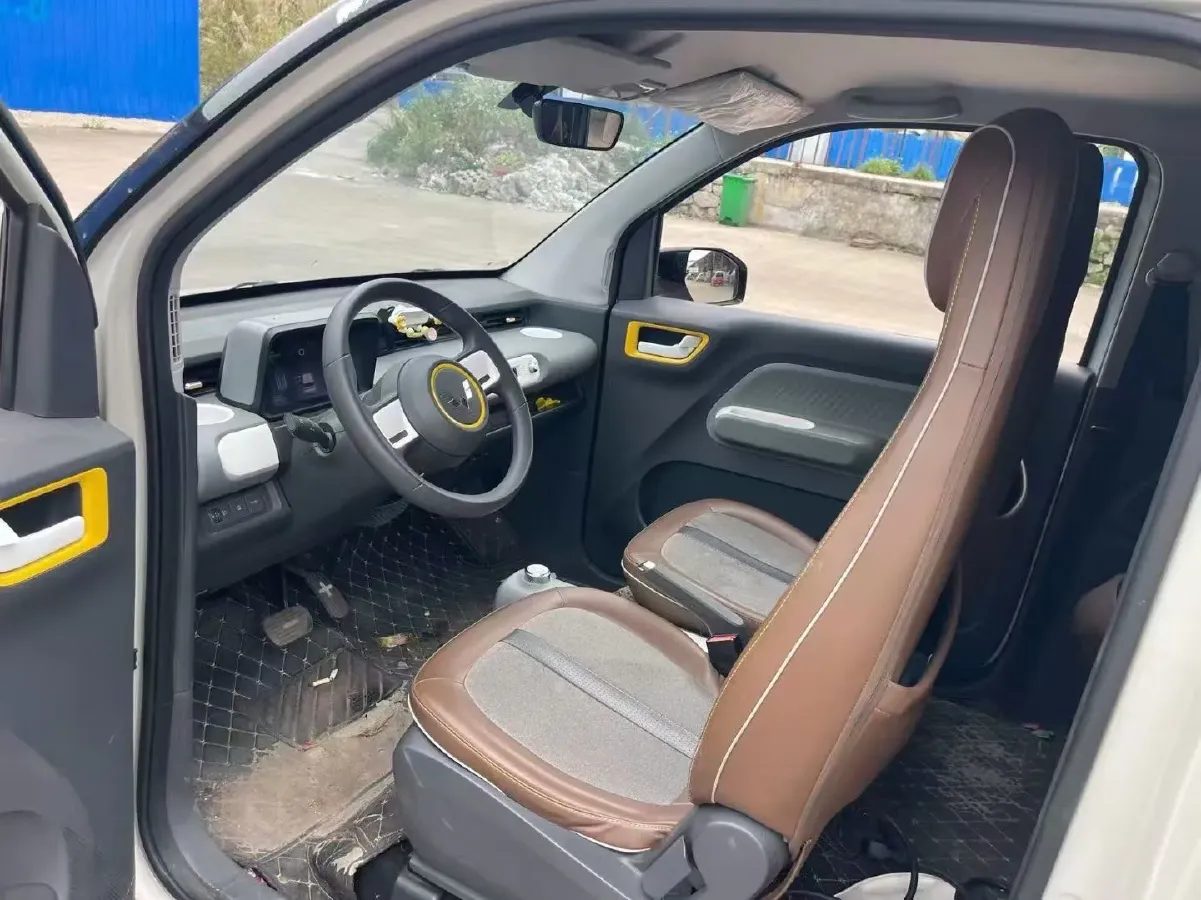 2022 WuLing HongGuang MINI EV BEV 26.5KWH,autocango,china used car exporter,china ev exporter,chinese used car exporter,chinese used ev exporter