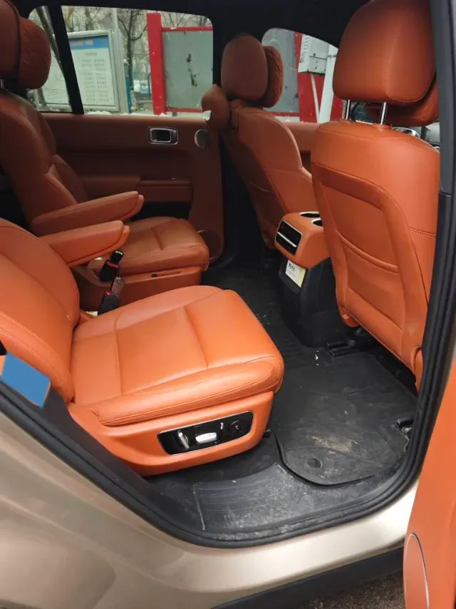 2023 Li L7 Range Extended 154HP REEV 40.9KWH,autocango,china used car exporter,china ev exporter,chinese used car exporter,chinese used ev exporter