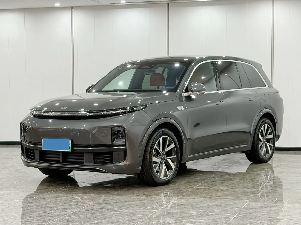2023 Li L8 Range Extended 154HP REEV 40.9KWH,autocango,china used car exporter,china ev exporter,chinese used car exporter,chinese used ev exporter