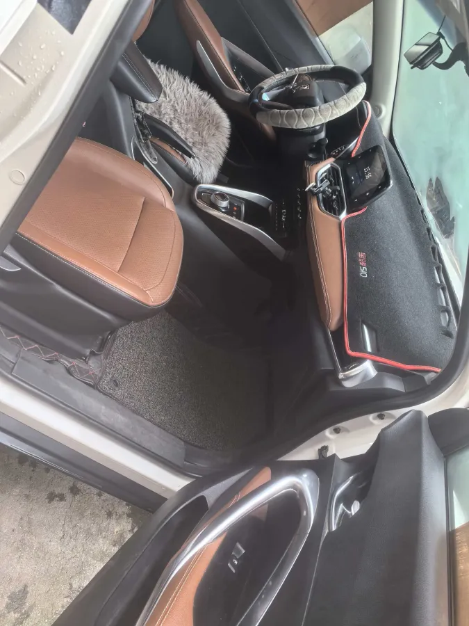 2017 HaiMa S5 Young Edition 1.6L 122HP L4 5MT,autocango,china used car exporter,china ev exporter,chinese used car exporter,chinese used ev exporter