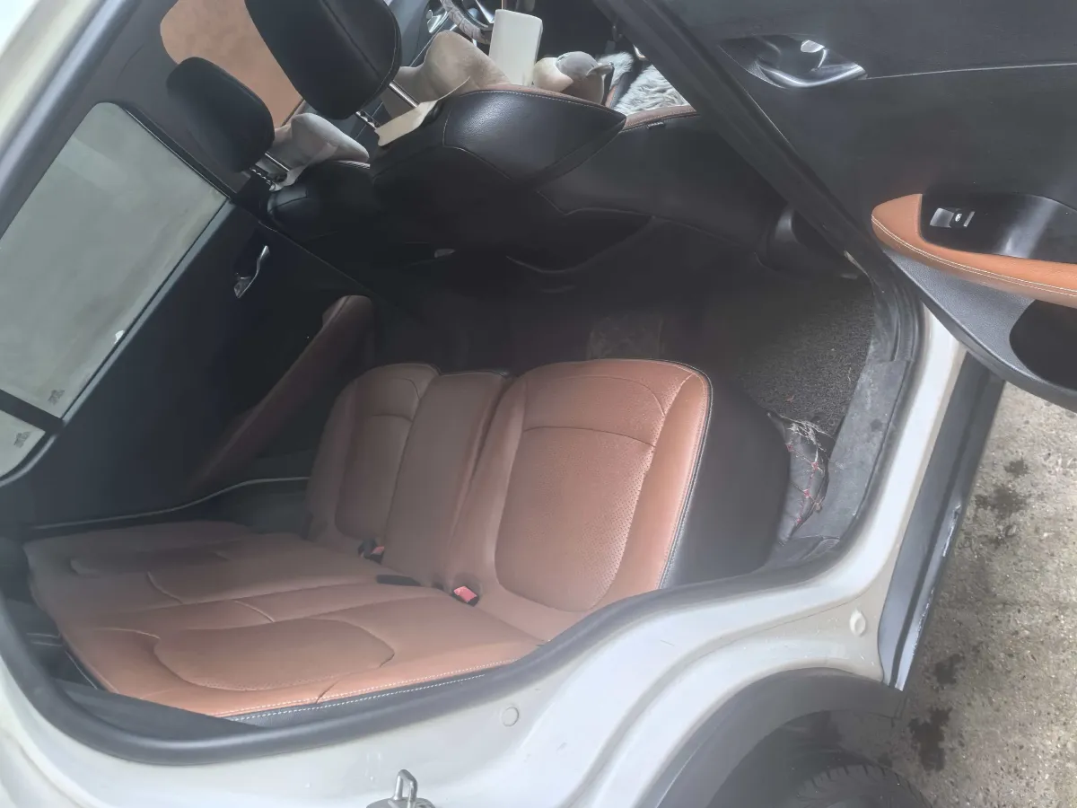 2017 HaiMa S5 Young Edition 1.6L 122HP L4 5MT,autocango,china used car exporter,china ev exporter,chinese used car exporter,chinese used ev exporter