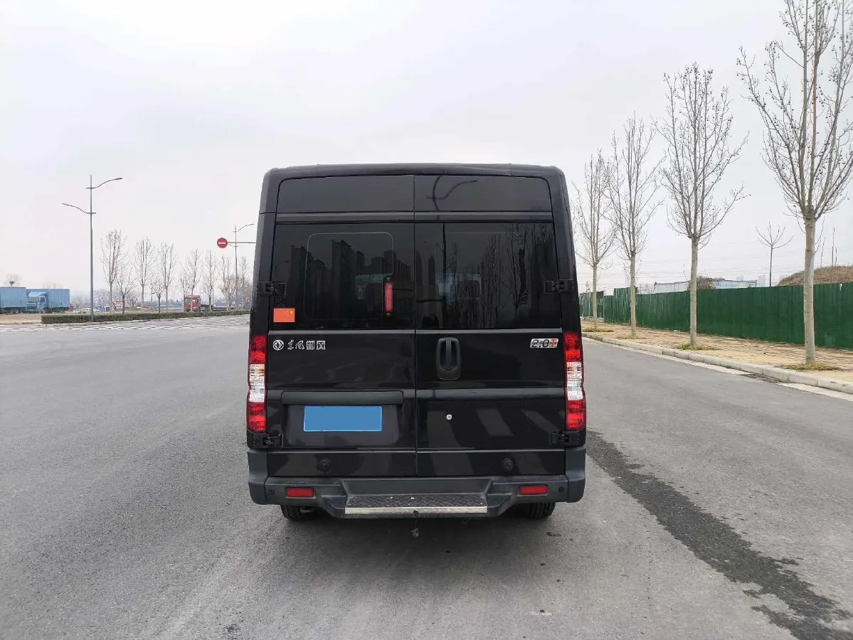 2021 DongFeng DFAC YuFeng 2.0T 136HP L4 6MT,autocango,china used car exporter,china ev exporter,chinese used car exporter,chinese used ev exporter